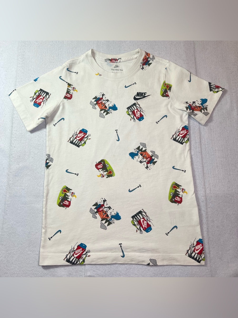 Nike Boys Sportswear Boxy All Over Camping Print T-Shirt,White, Medium/10-12